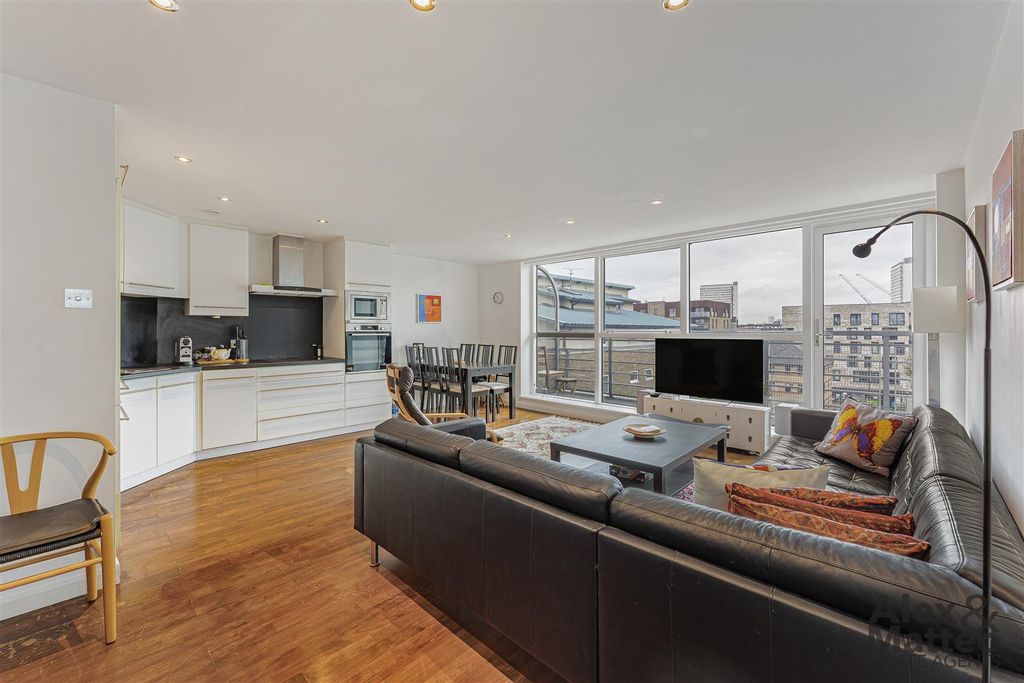 Property photo 1 of 19 Baltic Quay