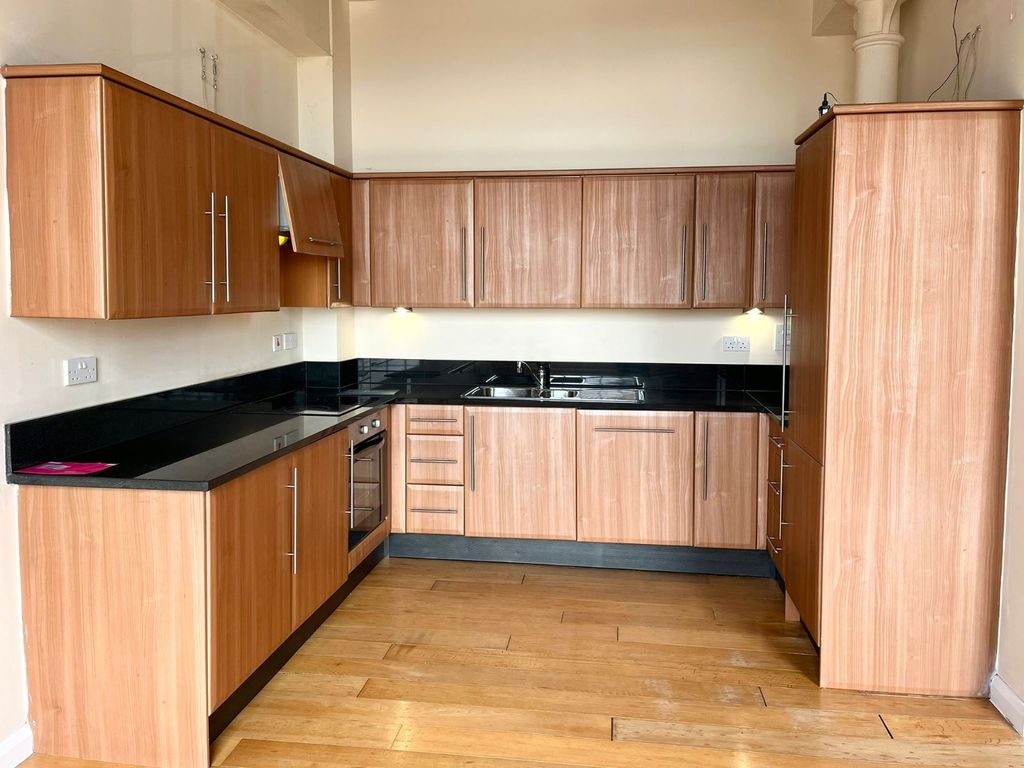 Property photo 3 of 7 Picture No. 13