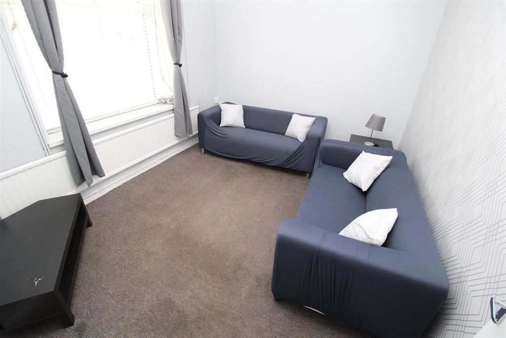 Property photo 2 of 5 Yzeemyma59Yizxzzs_d2Lny8c88.Jpg