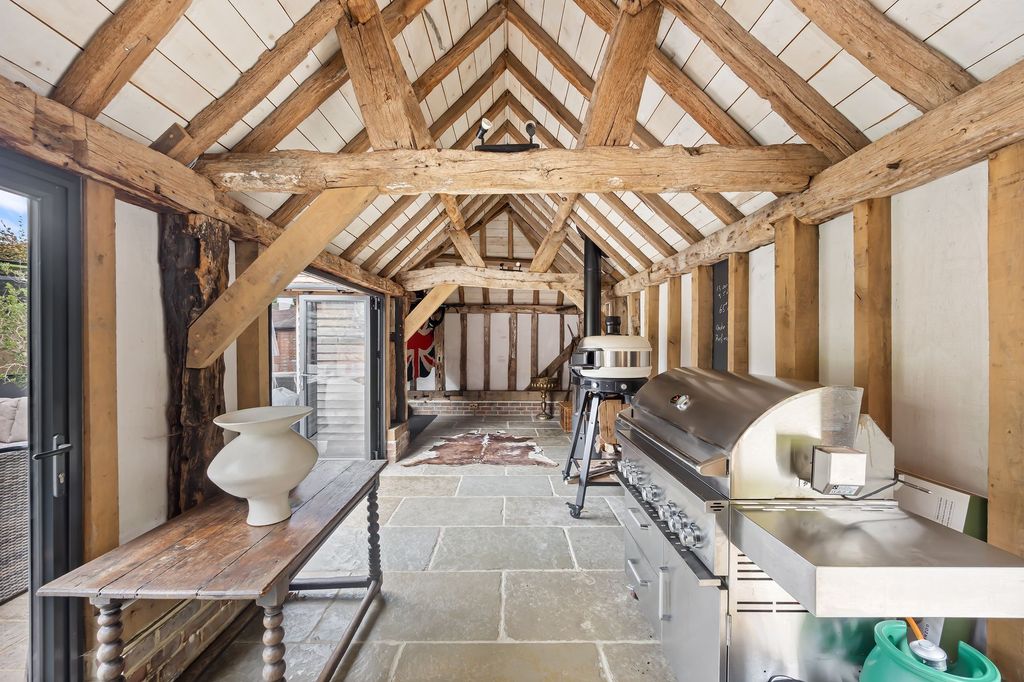 Additional image 29 of 6 bed detached house for saleWildgoose Drive, Horsham RH12