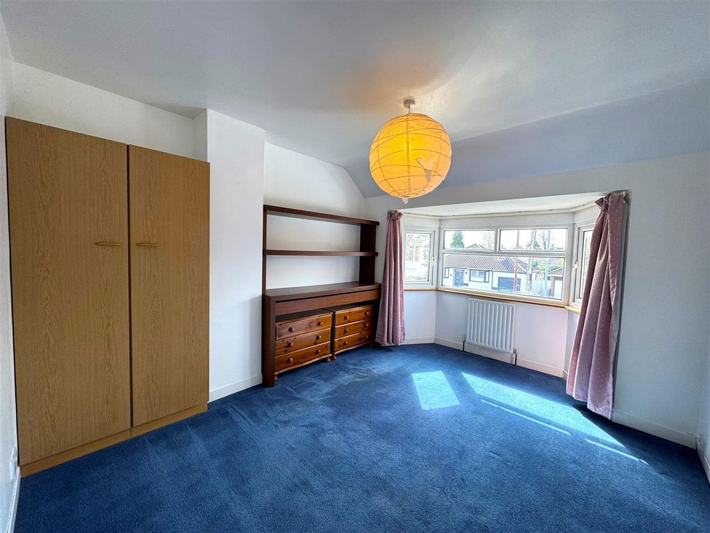 Property photo 2 of 17 Bedroom 1.Jpg