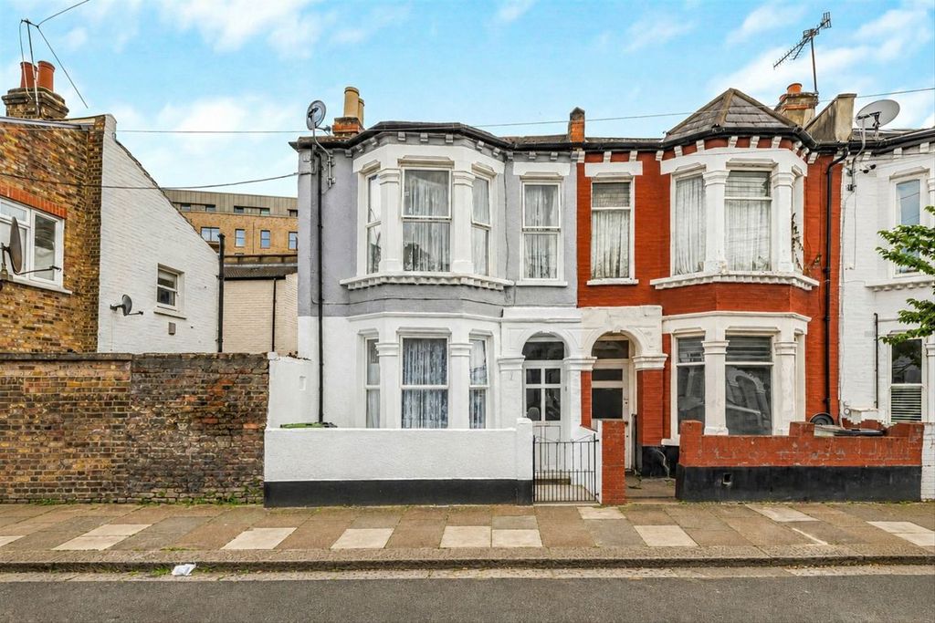Property photo 1 of 6