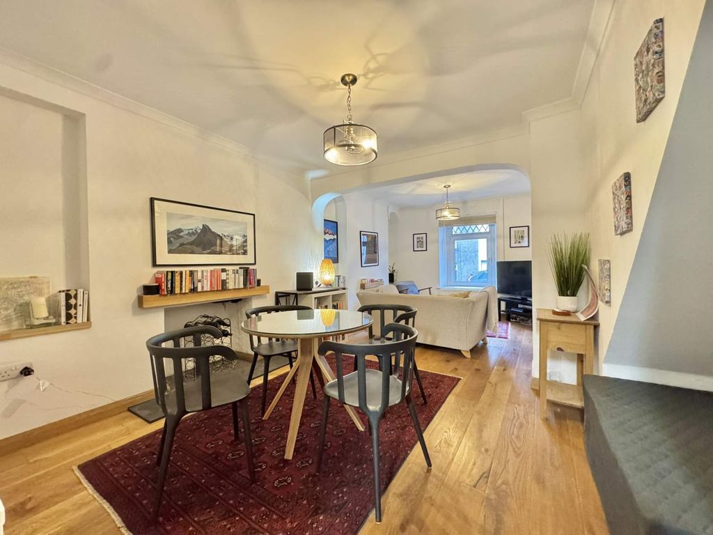 Property photo 2 of 16 Not Specified