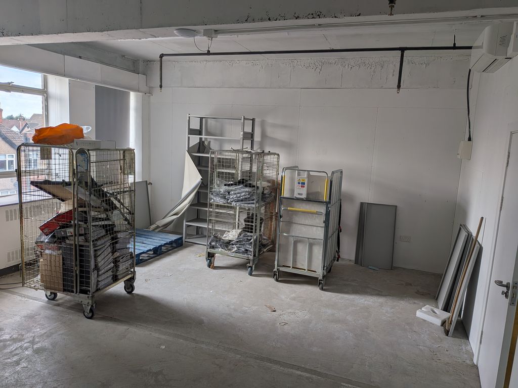 Property photo 1 of 2