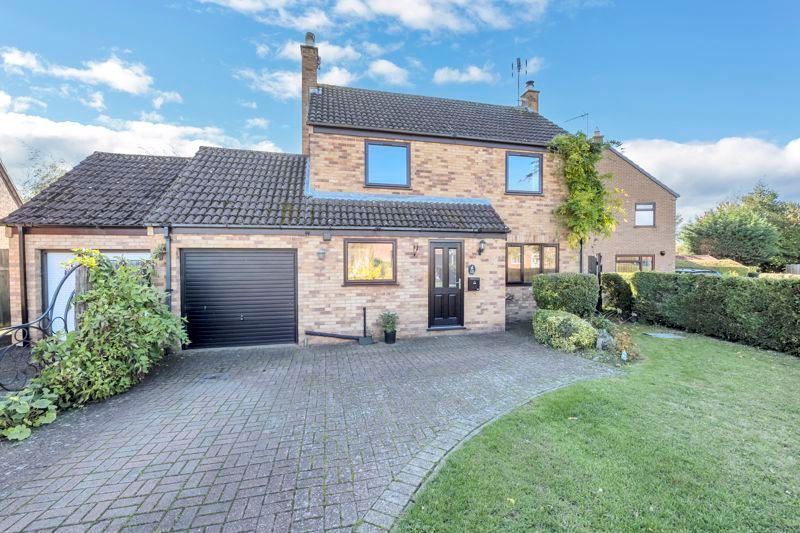 Property photo 1 of 18 Front