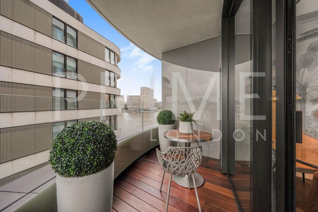 Property photo 2 of 12 Balcony (2).Jpg