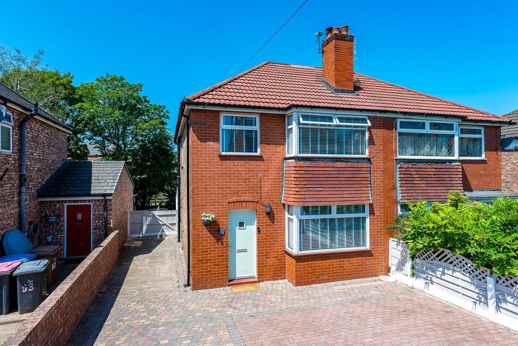 Property photo 2 of 37