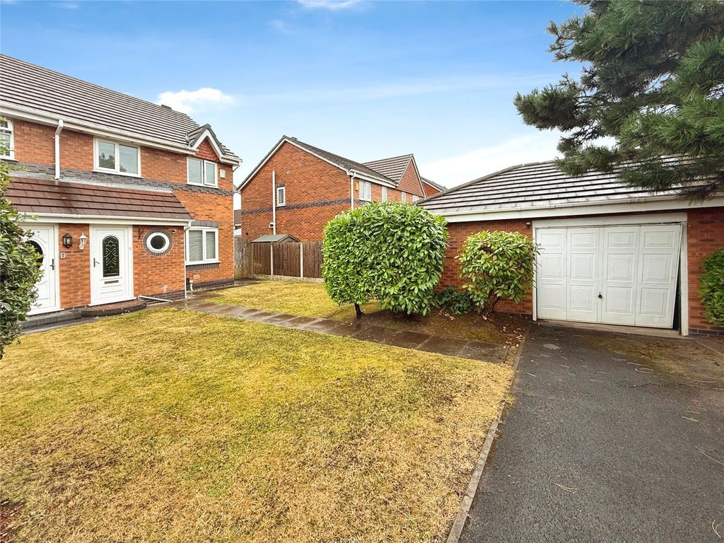 Property photo 2 of 22 Picture No. 17