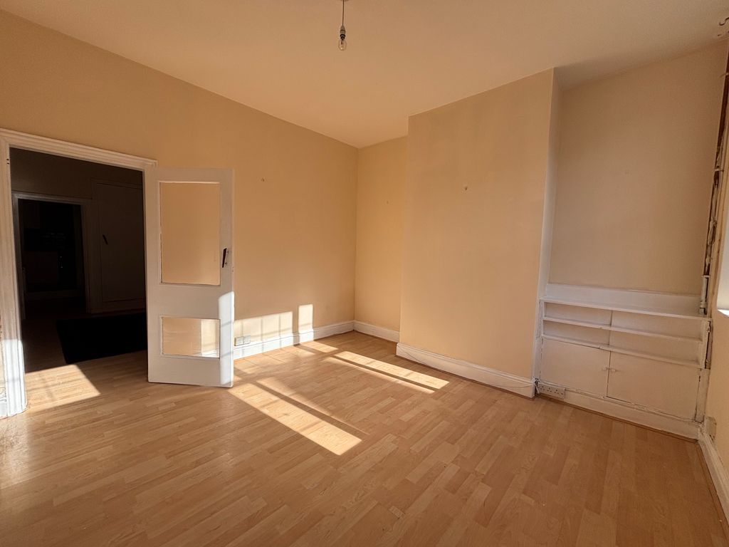 Property photo 2 of 10 First Lounge