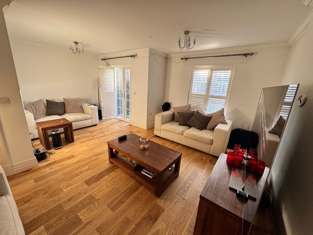 Property photo 3 of 15 Gallery