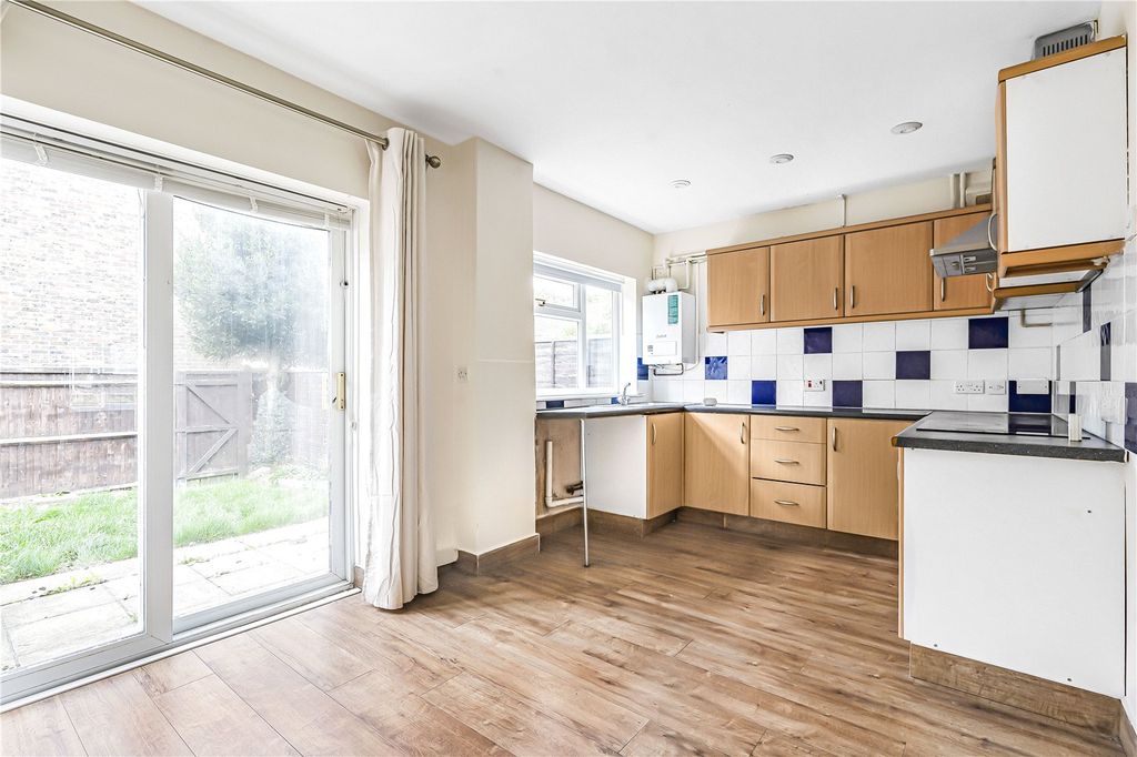 Property photo 2 of 16 Picture No. 04