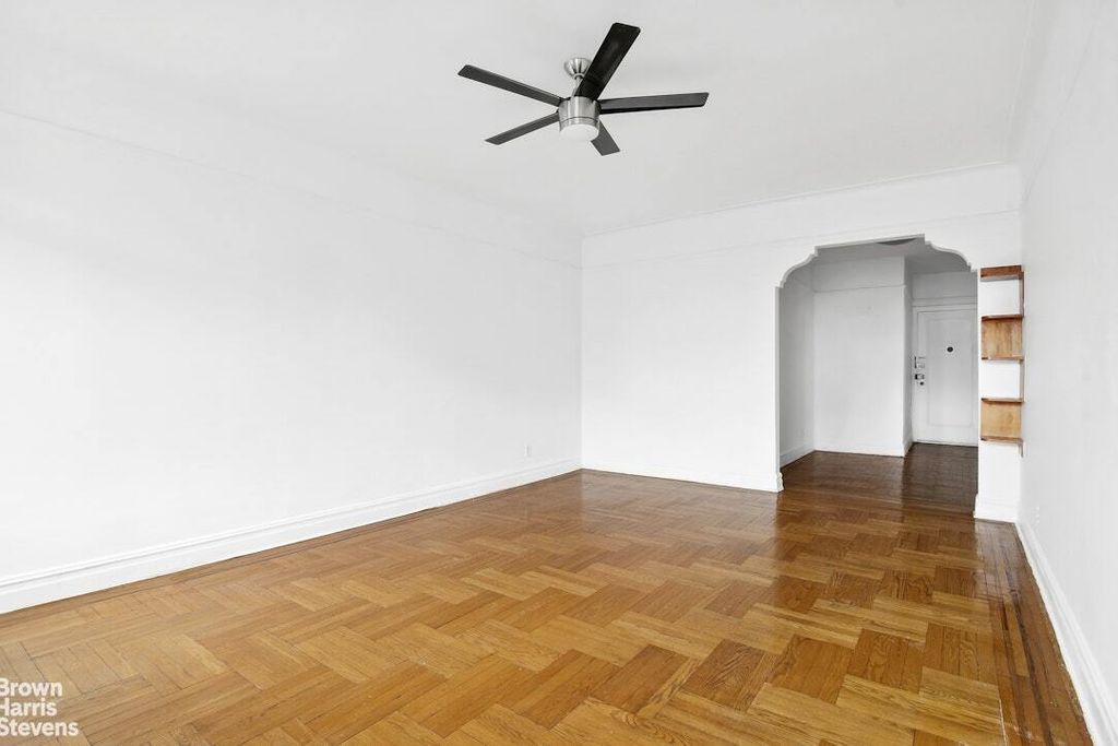 Property photo 2 of 9 <Alttext/>