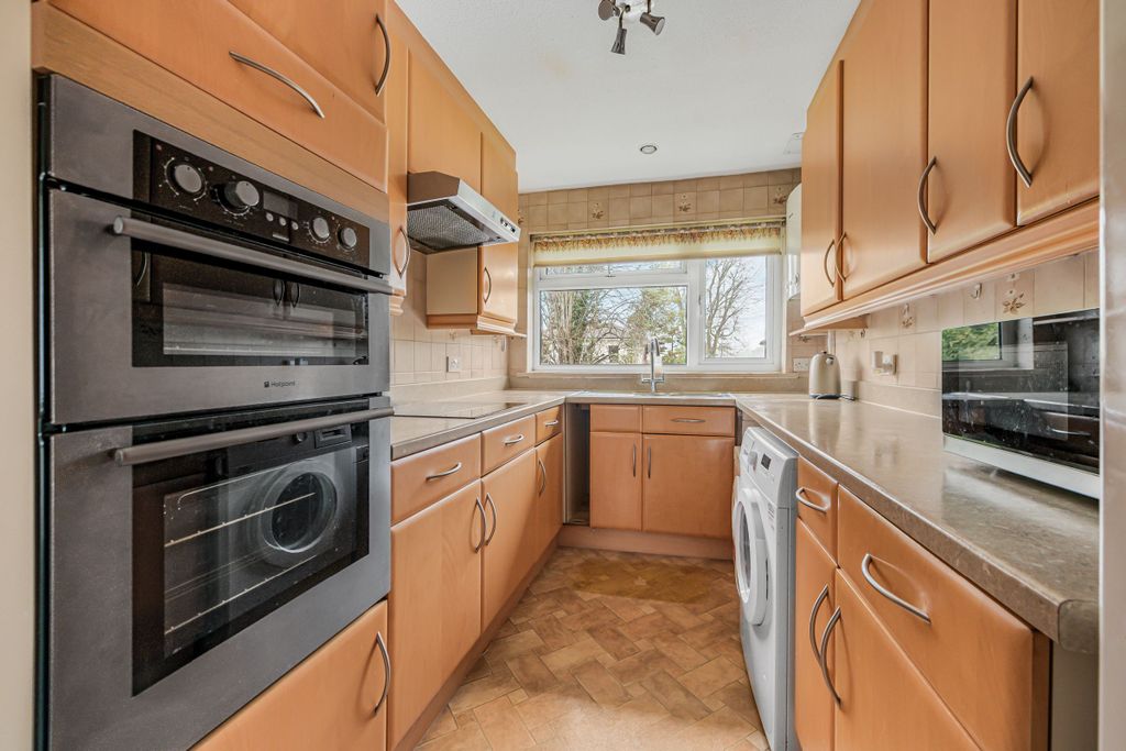 Property photo 3 of 10