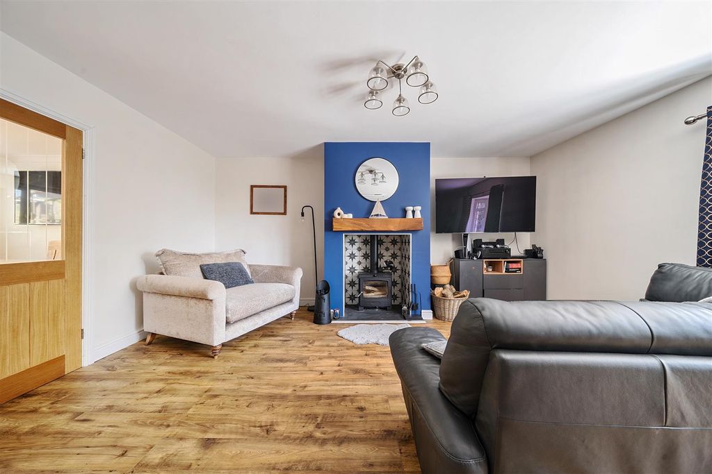 Additional image 6 of 4 bed detached house for saleYr Allt, Llangennech, Llanelli SA14