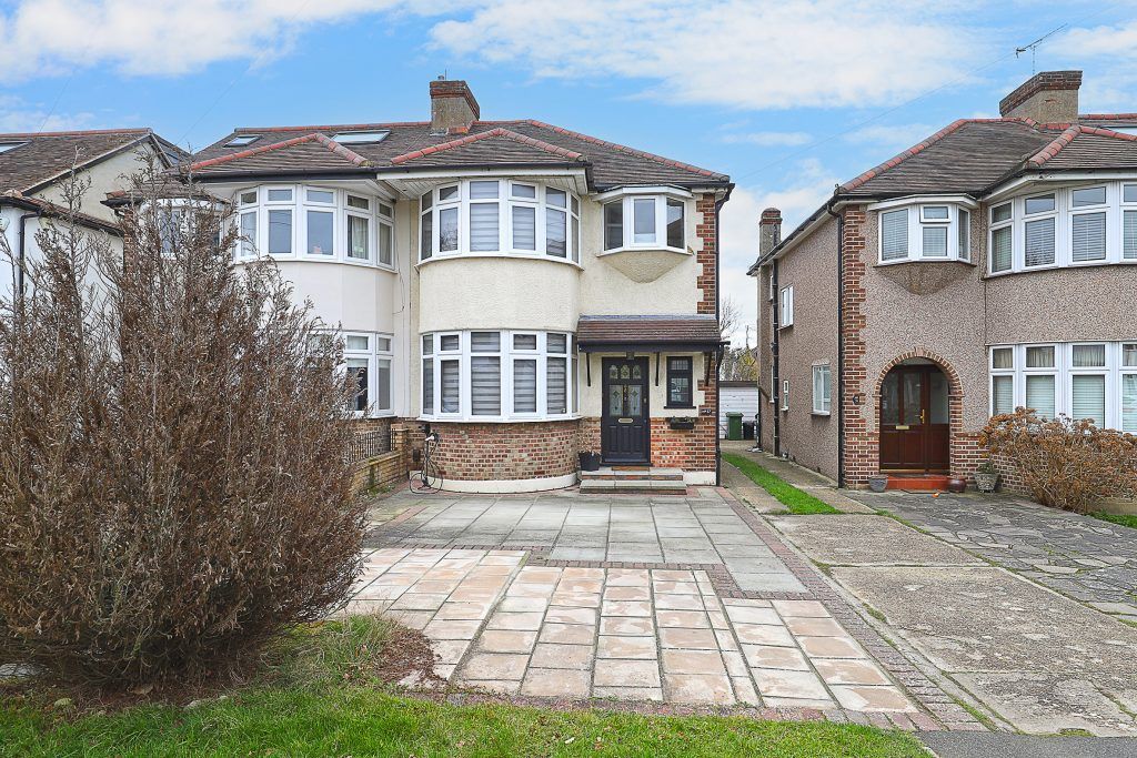 Property photo 3 of 23