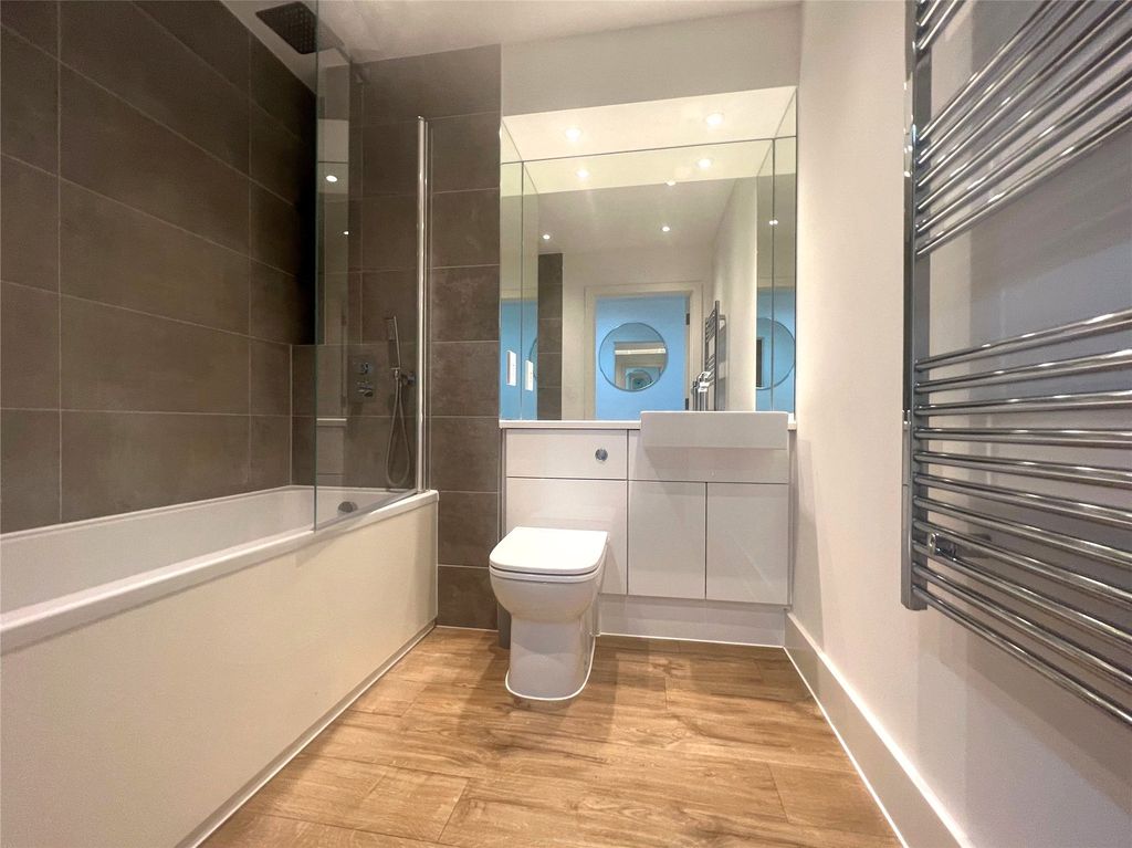 Property photo 3 of 16 Picture No. 08