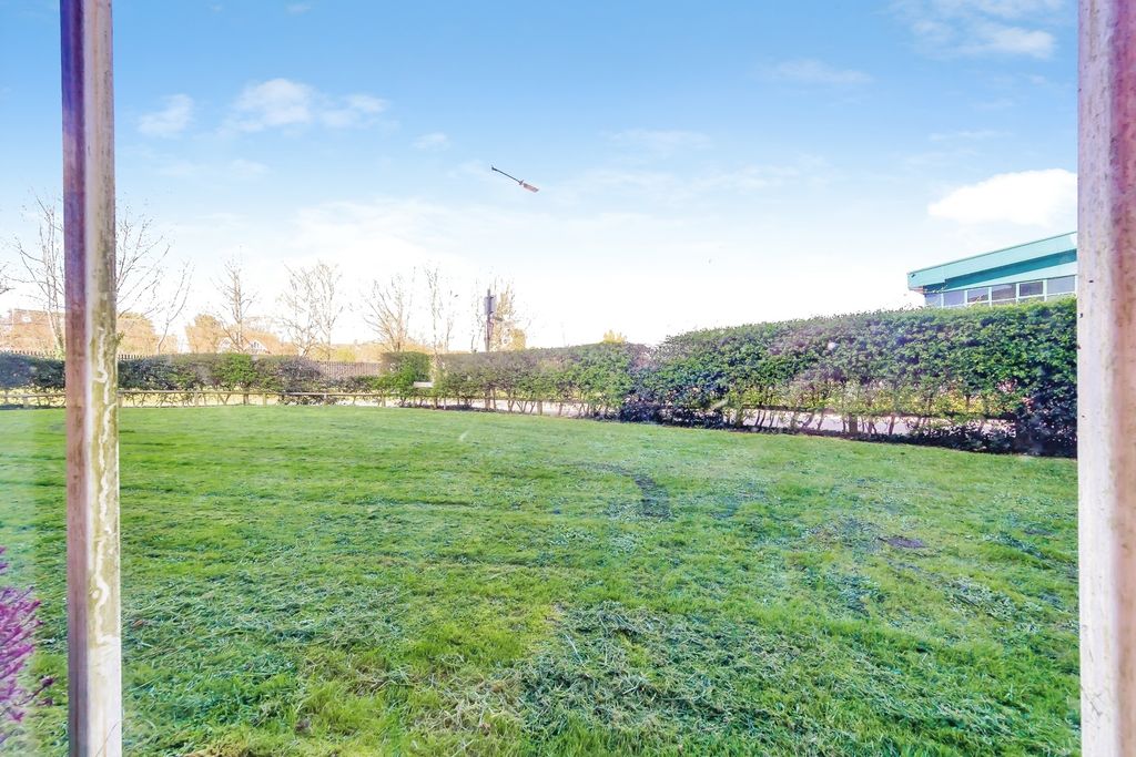 Property photo 2 of 13 Pbox-Img.Jpg