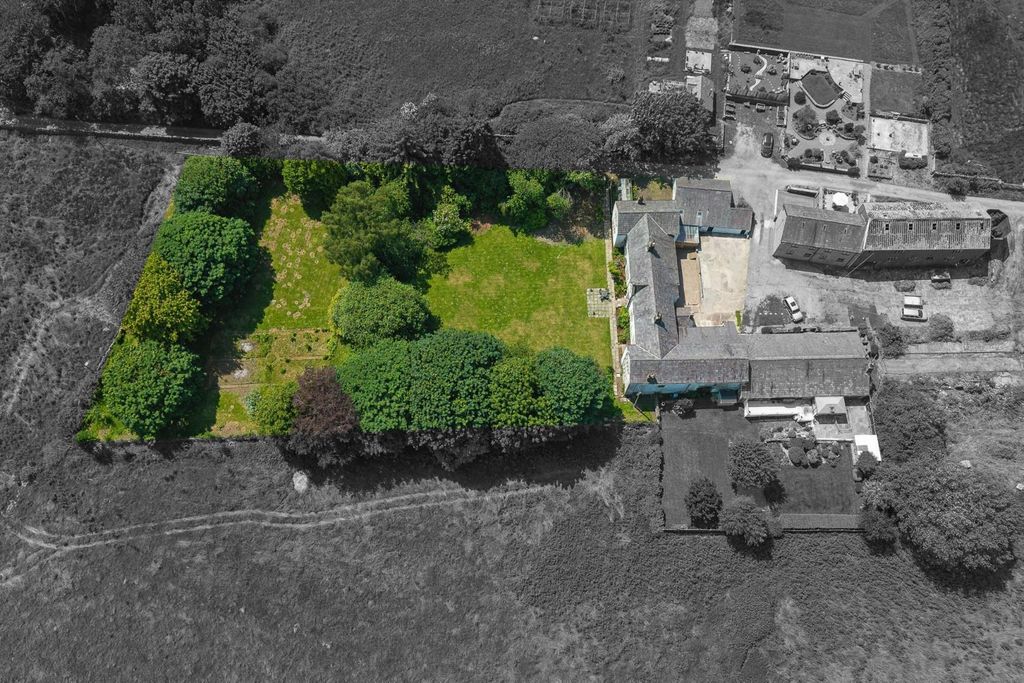 Property photo 2 of 24 Clough House Farm B&amp;W Border.Jpg