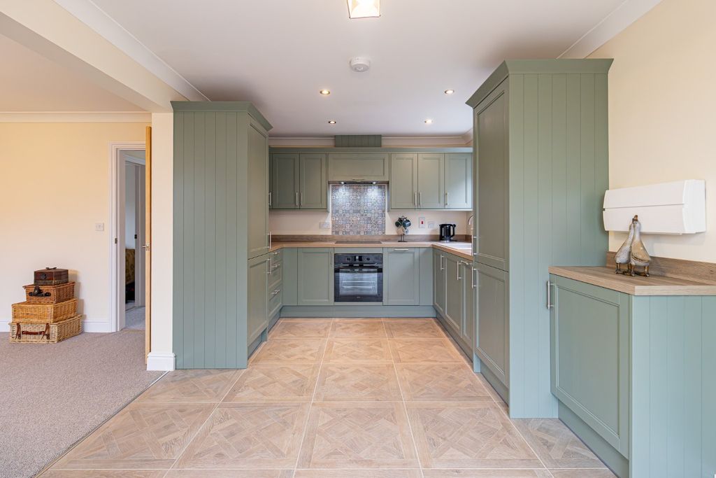 Property photo 2 of 22 5203714