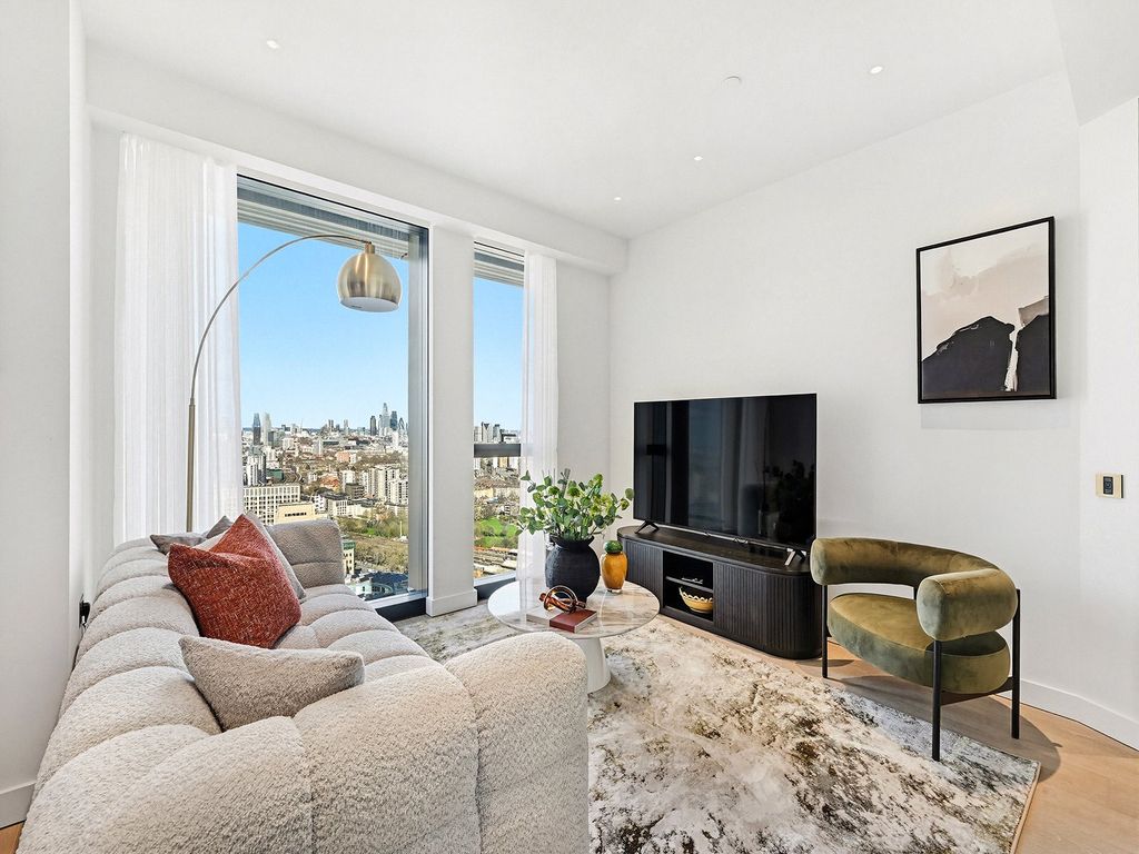 Property photo 1 of 18 River Park Tower