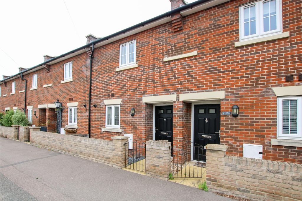 Property photo 1 of 14 Front.Jpg