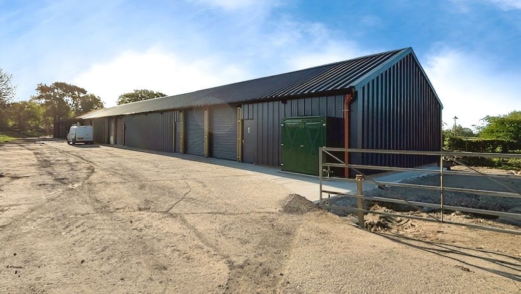 Property photo 1 of 5 52491679Img_0063.Jpg