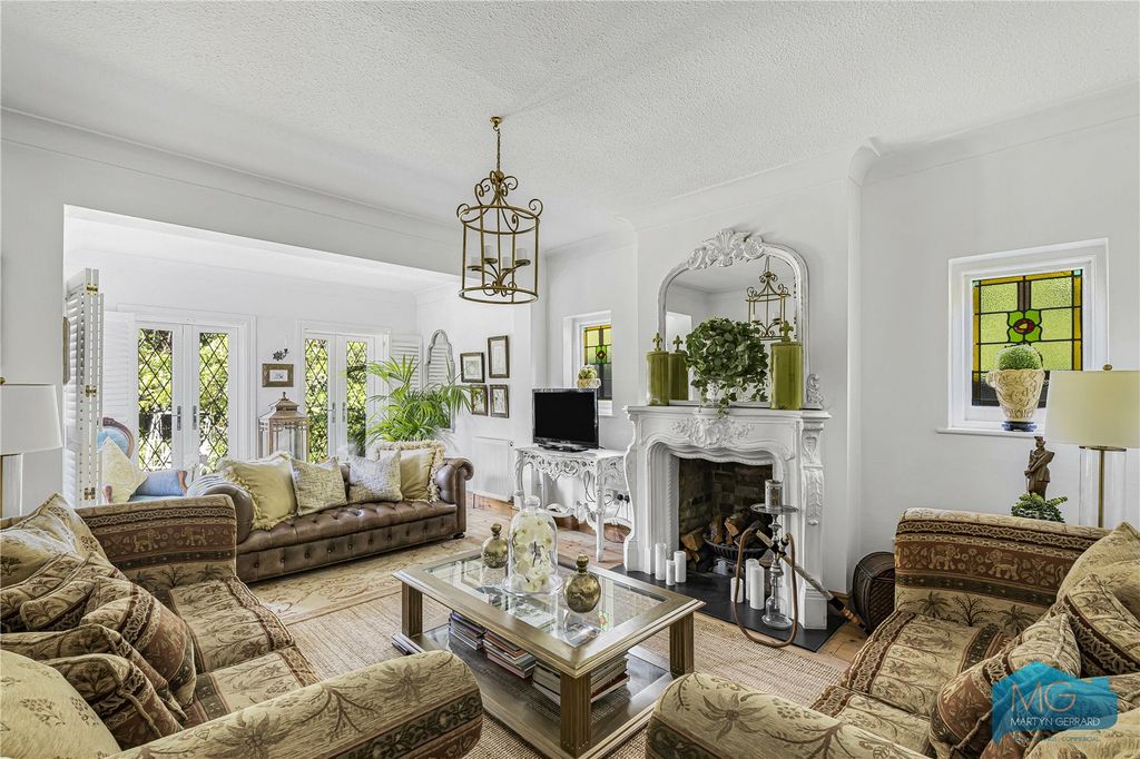 Property photo 2 of 19 Picture No. 17