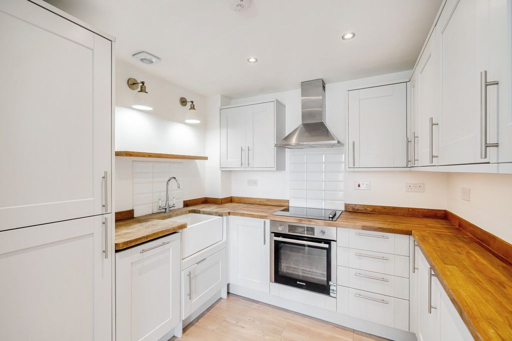 Property photo 2 of 16 1451364-7-69Ef4ee...