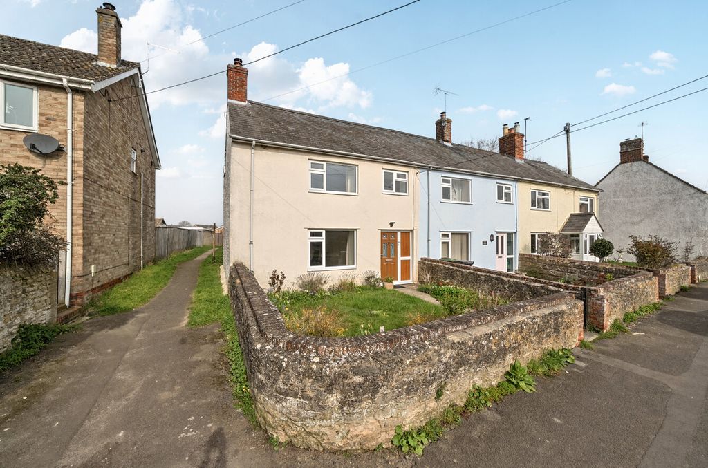 Property photo 1 of 15 Front