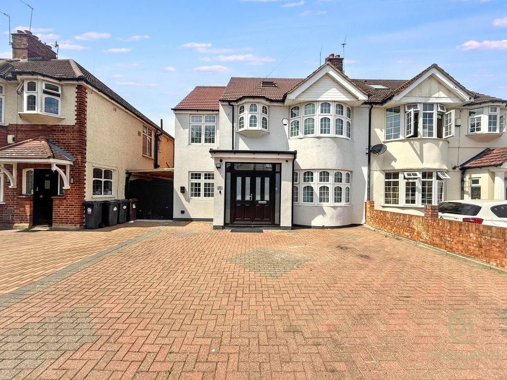 Property photo 1 of 30