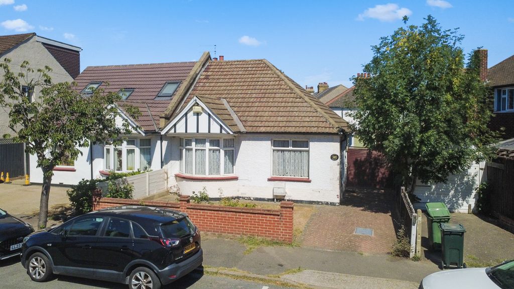 Property photo 2 of 19 5322361