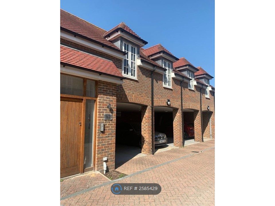 Property photo 2 of 7 Front 2