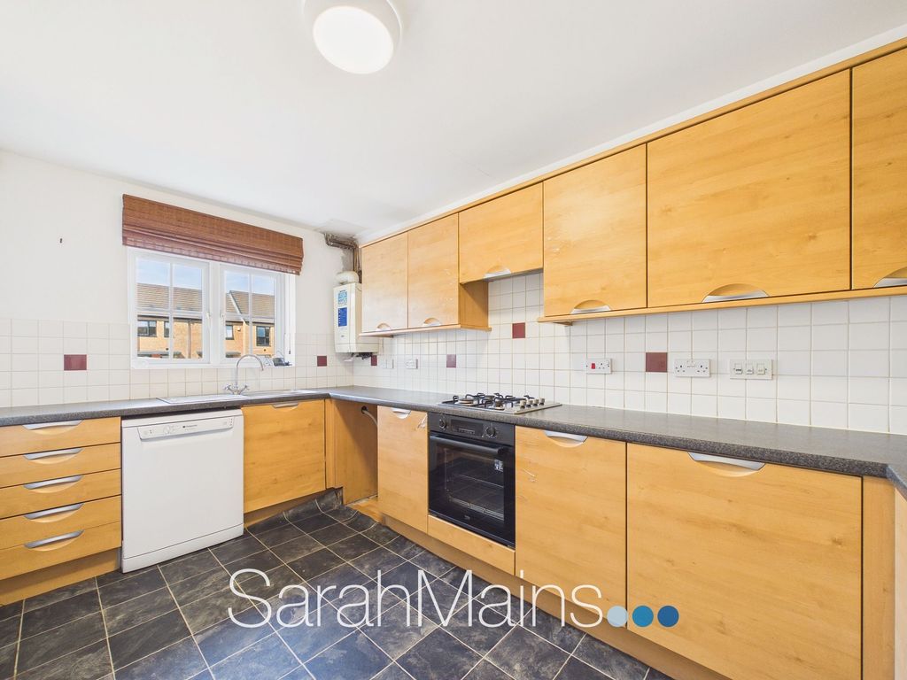 Property photo 2 of 12 Kitchen