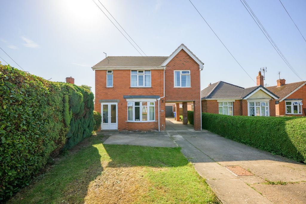 Property photo 1 of 24