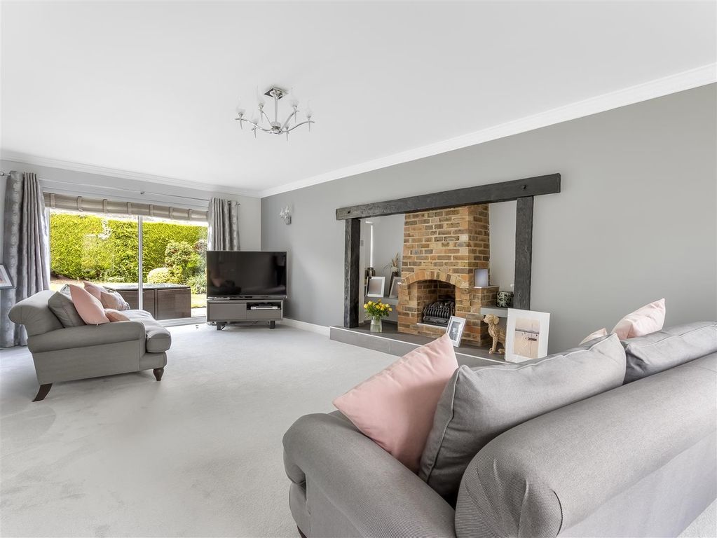 Property photo 3 of 36 Living Room