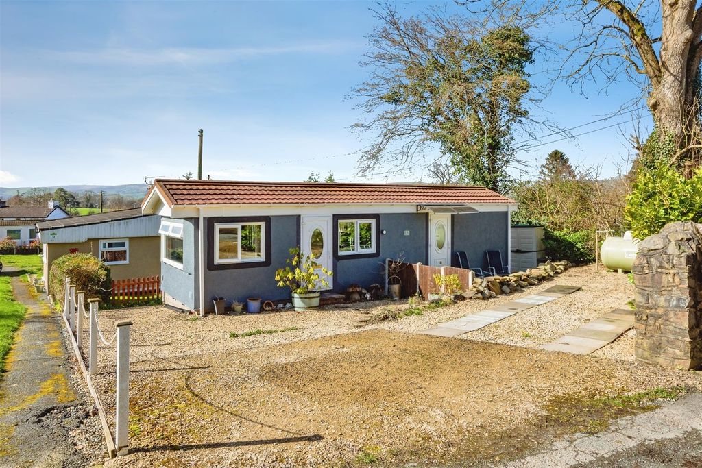 Property photo 1 of 20 2.Jpg