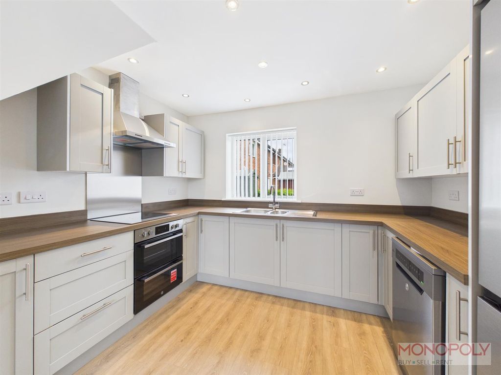 Property photo 3 of 23 Cam04439G0-Pr0261-Still002.Jpg