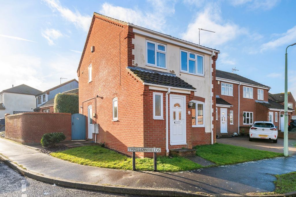 Property photo 2 of 22