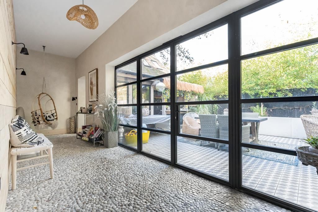 Additional image 13 of 6 bed property for saleHollydell, Hertford SG13