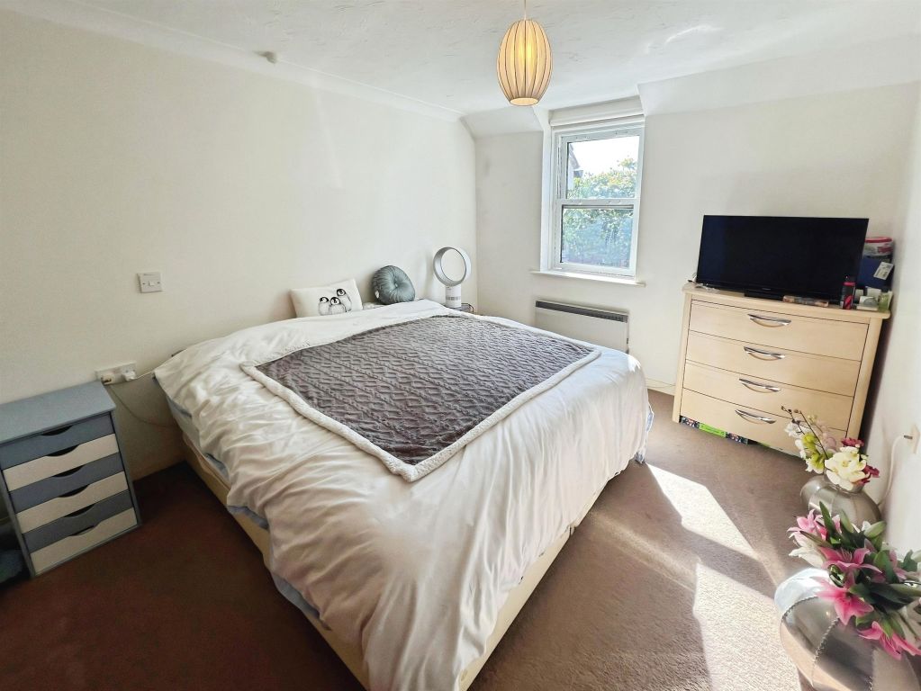 Property photo 3 of 15