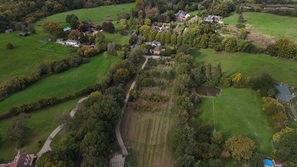 Property photo 1 of 4