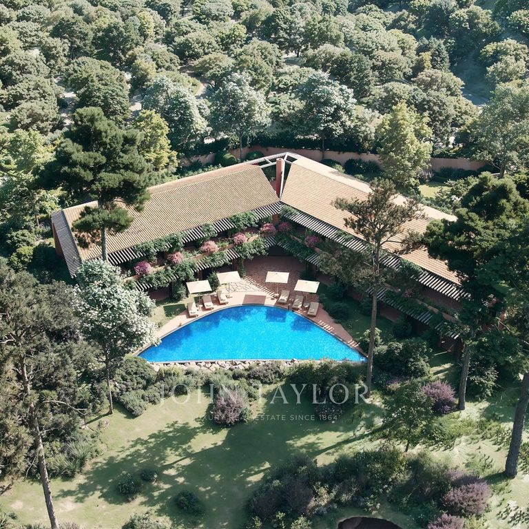 Property photo 3 of 3
