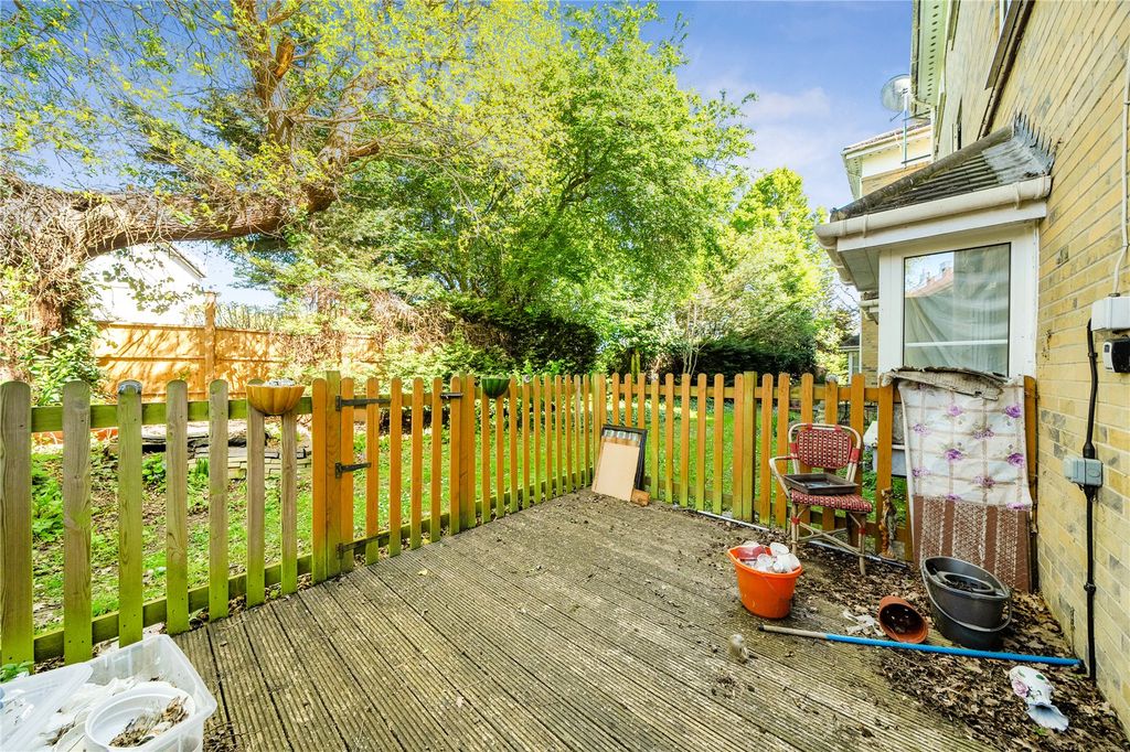 Property photo 3 of 16 Picture No. 13