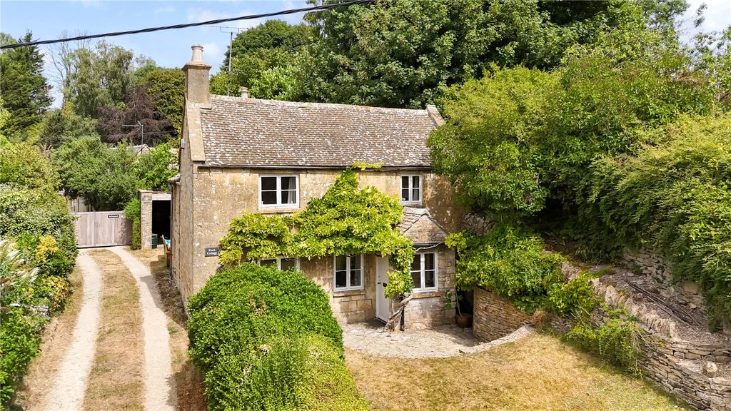 Property photo 2 of 12 Picture No. 27