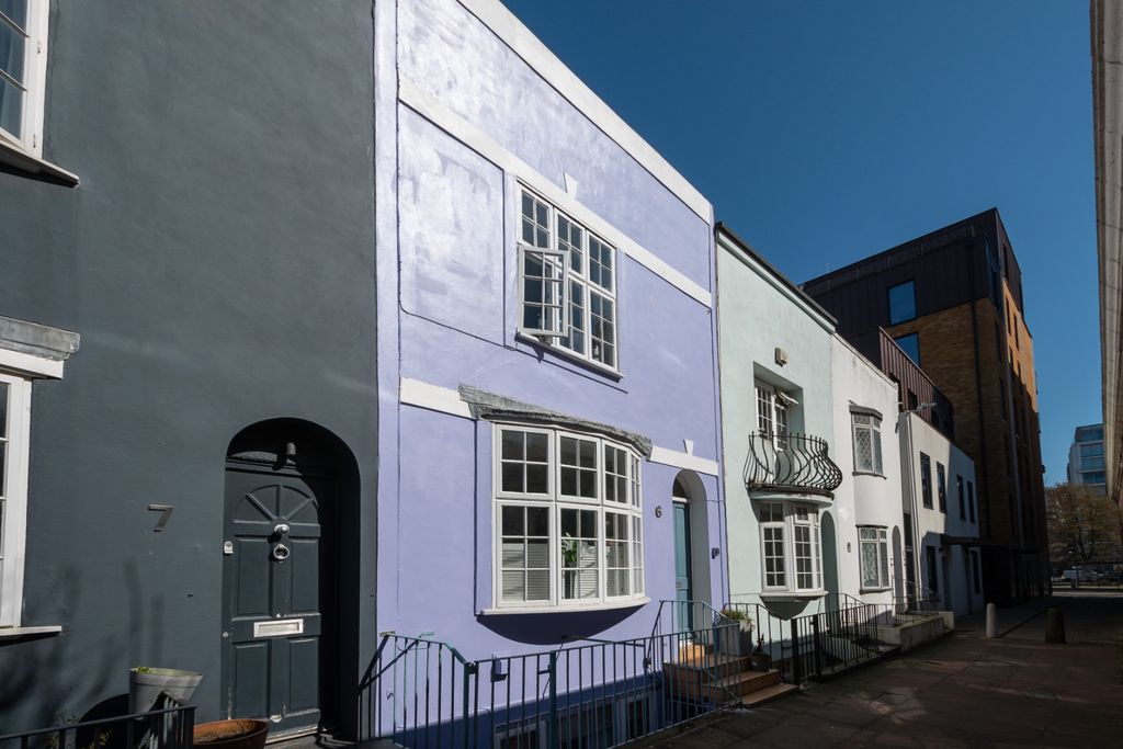 Property photo 1 of 23 3358513