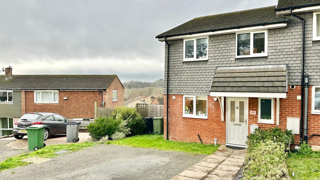 Property photo 1 of 29