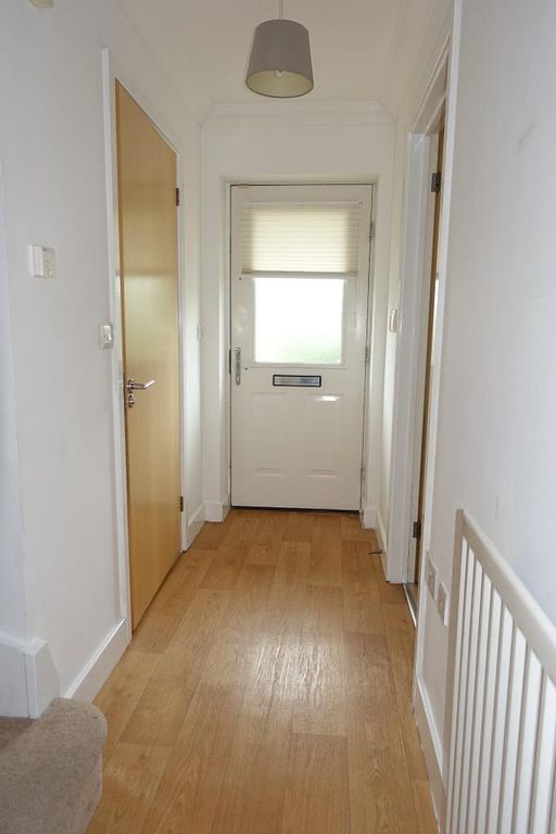 Property photo 3 of 17 Hallway