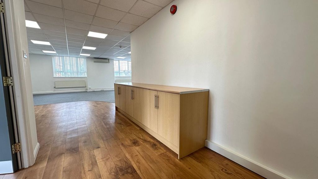 Property photo 3 of 15 9.Jpeg