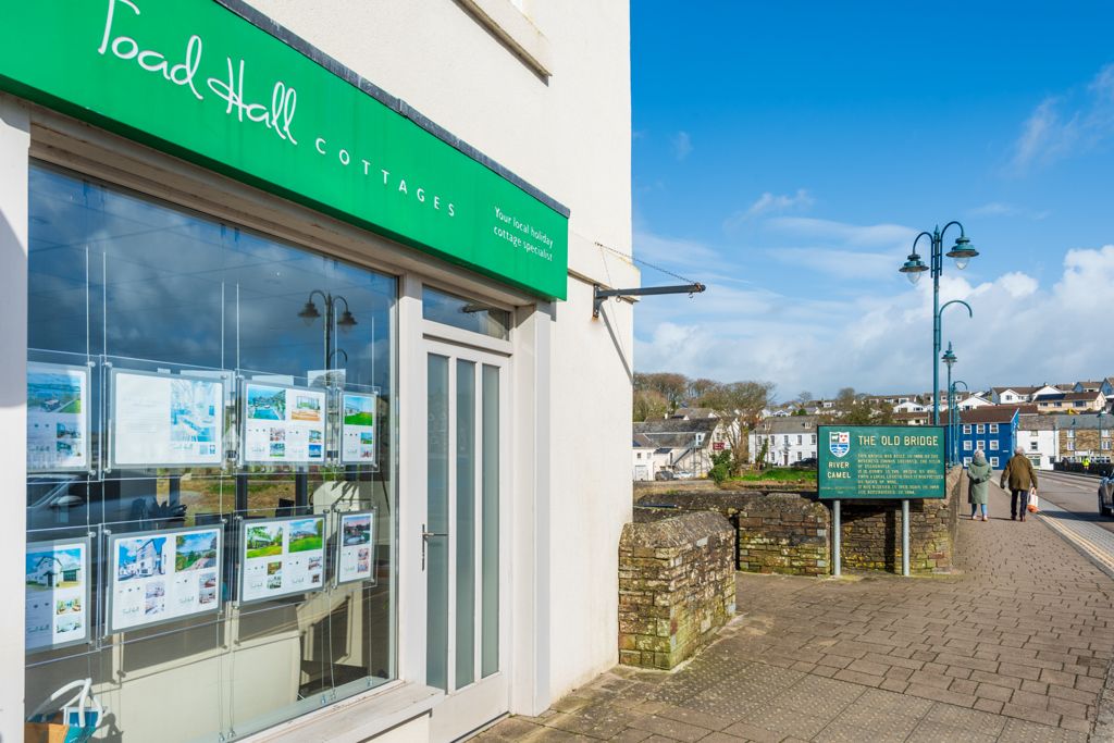 Property photo 2 of 8 Photo 3