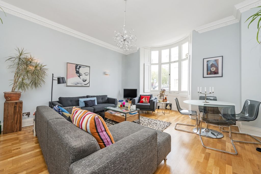 Property photo 1 of 8 08